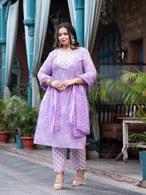 Women Plus Size Lavender Pure Cotton Kurta Set With Dupatta